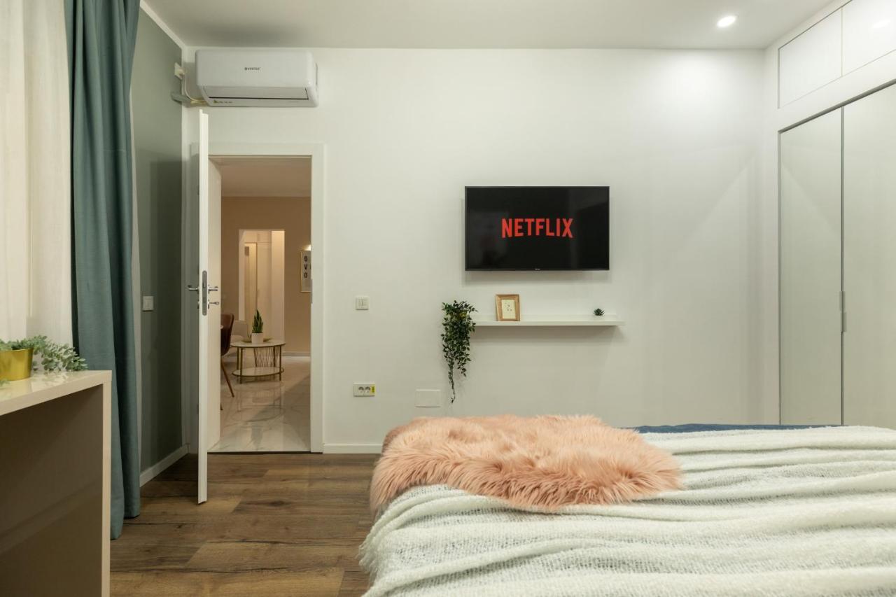 Dream Home - Prime Location 2Br Apt In Bukarest Exterior foto