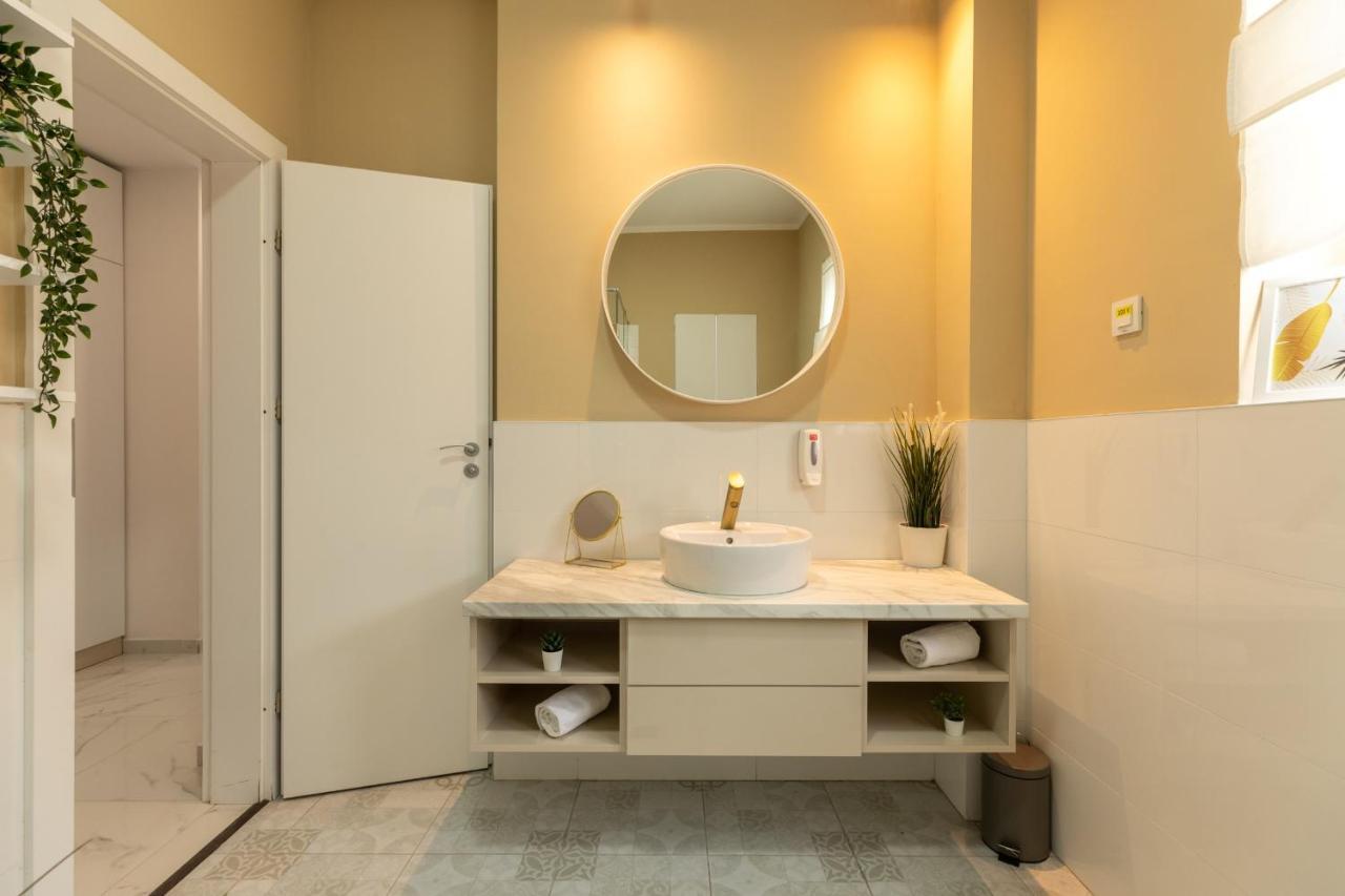 Dream Home - Prime Location 2Br Apt In Bukarest Exterior foto